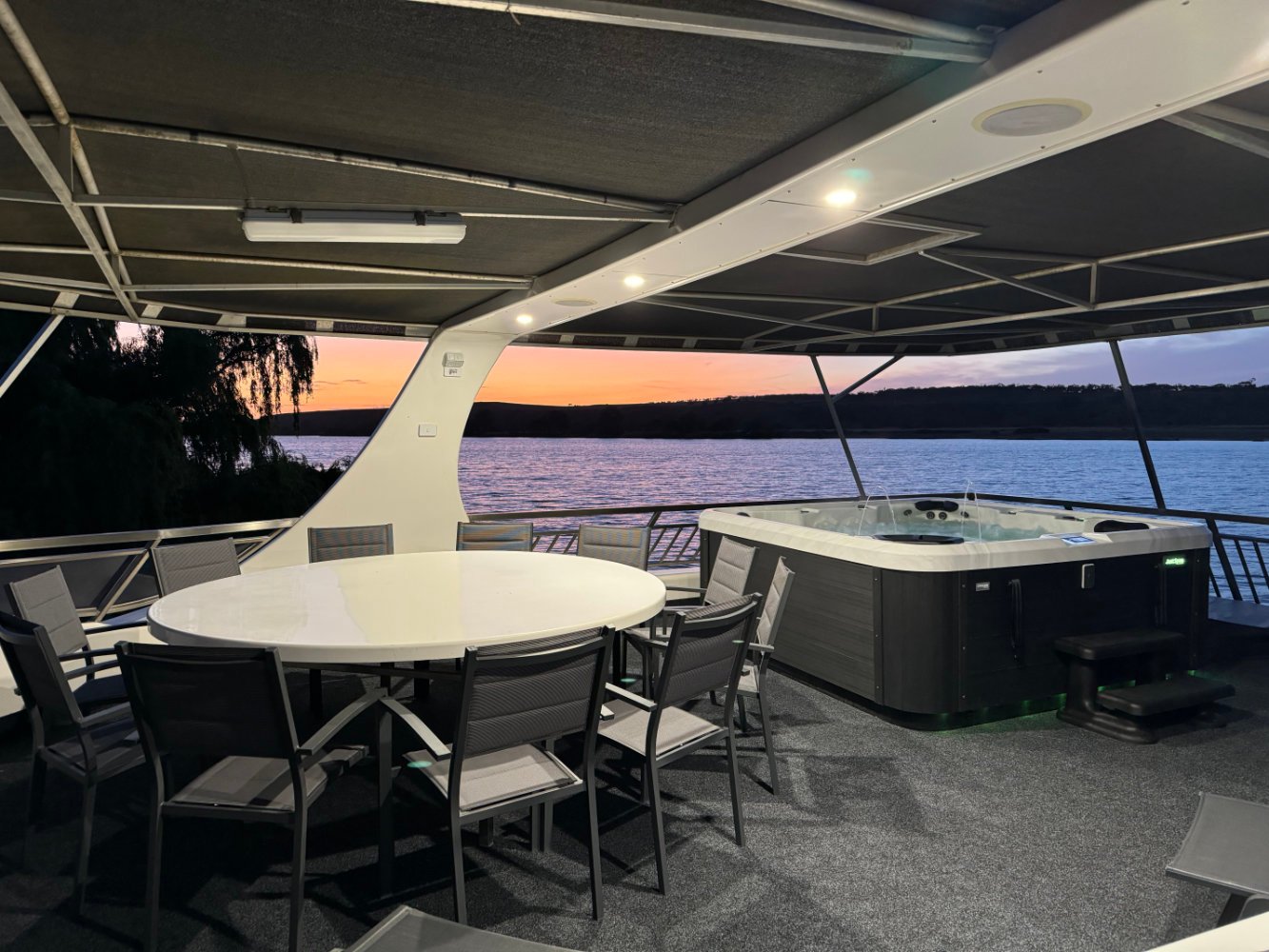 Moon-Rise-Topdeck-Sunset